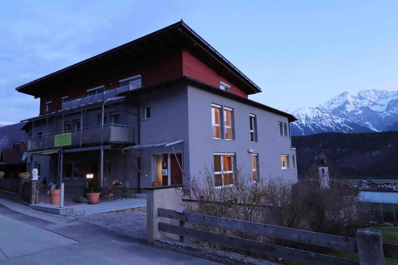Gastehaus Possard Hotel ชตัมส์ ภายนอก รูปภาพ